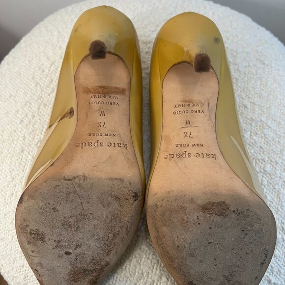 Kate Spade Nude Patent Pointed Toe Pumps - US 7.5 - Picture 6 of 6